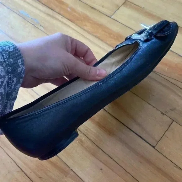 Michael Kors buckle peep  toe flats - Picture 4 of 6